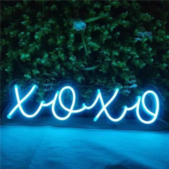 Neon Light Sign LED XOXO Night Lights USB Operated Decorative Marquee Sign Bar - Picture 1 of 5